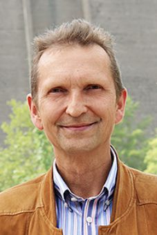 Dr. Stefan Böhm